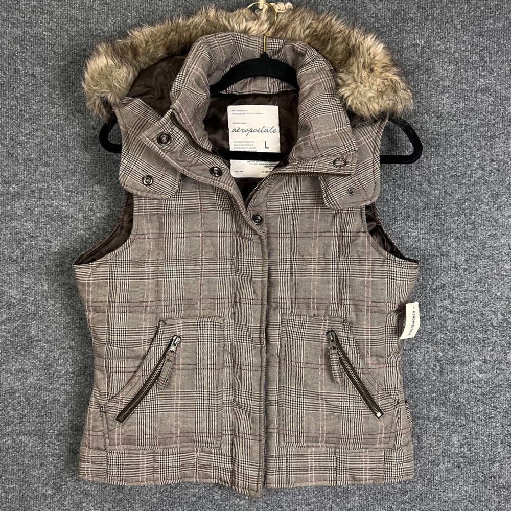 NEW Y2K VINTAGE Aeropostale Puffer Vest Large Plaid Faux Fur Hood Down Fill